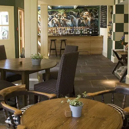 The Hare & Hounds Hotel 